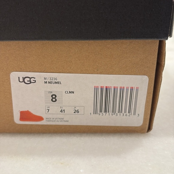 Men’s Neumel UGGs Size 8 New In Box - Picture 4 of 7